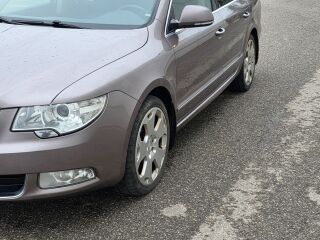 Skoda Superb 2.0 103kW