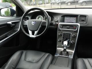 Volvo V60 SUMMUM 2.0 R5 120kW