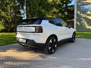 Volvo EX30 Ultra 200kW