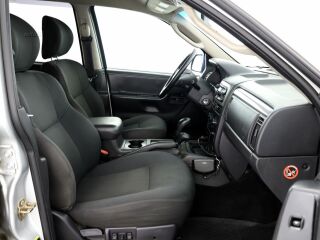 Jeep Grand Cherokee Laredo ATM 2.7 CRD 120kW