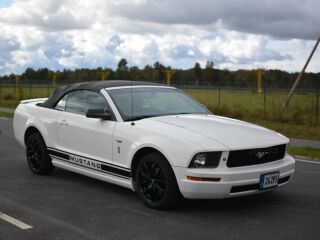 Ford Mustang 4.0 157kW