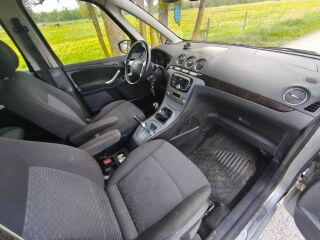 Ford Galaxy Ghia 2.0 103кВ