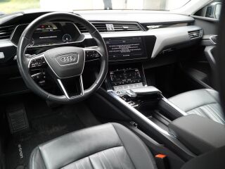 Audi e-tron 50 quattro 230кВ