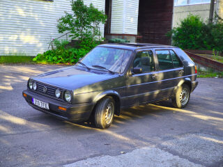 Volkswagen Golf 1.6 51кВ