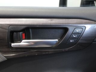 Toyota Highlander Executive AWD 2.5 140kW