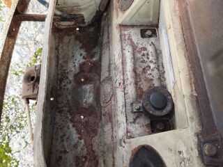 Volkswagen Beetle sunroof