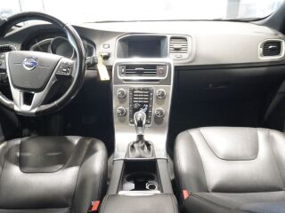 Volvo V60 2.0 140kW