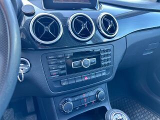 Mercedes-Benz B 180 1.6 90кВ