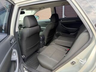 Toyota Avensis Wagon Linea Sol 2.0 108kW