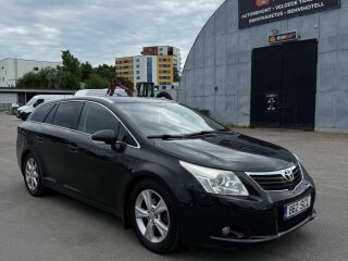 Toyota Avensis 2.0 93кВ