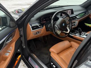 BMW 730 3.0 195кВ