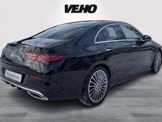Mercedes-Benz CLA 220 4matic AMG pakett 2.0 140kW