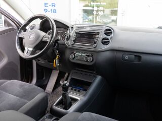 Volkswagen Tiguan 1.4 TSI Sport & Style 4Motion 118кВ