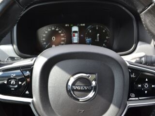 Volvo V90 Cross Country 2.0 140kW