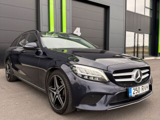 Mercedes-Benz C 220 2.0 143kW