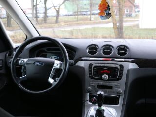 Ford Galaxy Ghia 2.0 R4 TDI 96kW