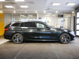 BMW 330 Luxury Line 3.0 195kW