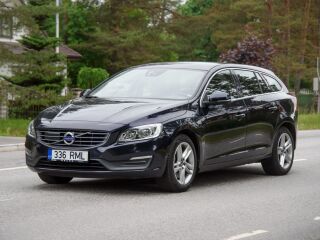 Volvo V60 SUMMUM AWD TWIN ENGINE PLUG IN HYBRID FACELIFT 2.4 162kW
