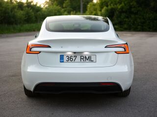 Tesla Model 3 208кВ