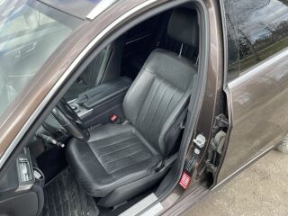 Mercedes-Benz E 350 BLUETEC 4MATIC 3.0 V6 190kW