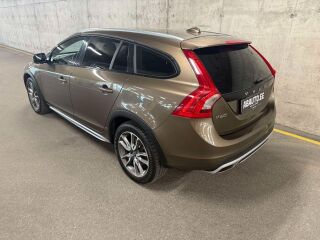 Volvo V60 Cross Country Summum 2.0 110kW