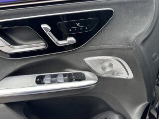 Mercedes-Benz EQE SUV 350+ 4matic AMG pakett 215kW
