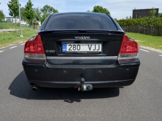 Volvo S60 Facelift Sport Edition 2.4 R5 120kW