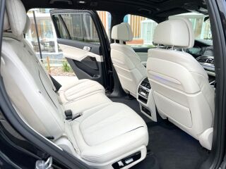 BMW X7 M-Sportpakett Individual 3.0 195kW