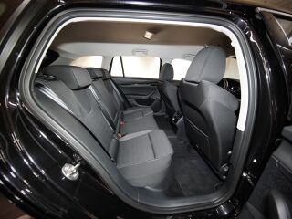 Skoda Octavia COMBI MHEV AMBITION 1.5 TSI 110кВ