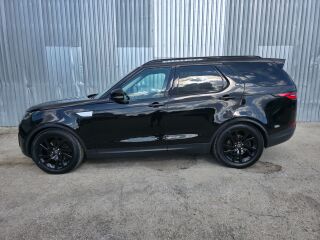 Land Rover Discovery 5 HSE TD6 Santorini Black 3.0 V6 TD6 190kW