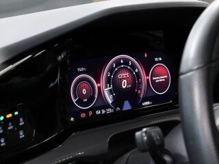 Volkswagen Golf GTI 2.0 180kW