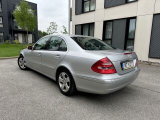Mercedes-Benz E 240 Elegance 2.6 130кВ