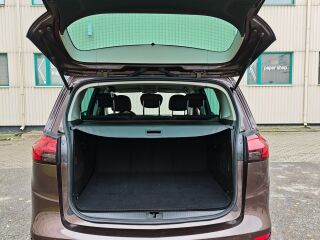 Opel Zafira Facelift 2.0 96kW