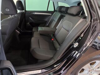 Skoda Superb Combi Ambition 2.0 TDi 110кВ