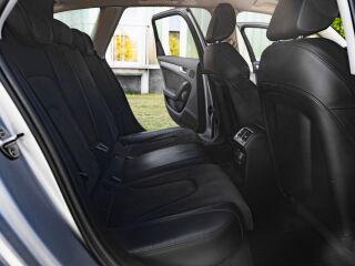 Audi A4 Avant Quattro Facelift 2.0 R4 TDI 140kW
