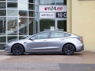 Tesla Model 3 SR + RWD Highland 208kW