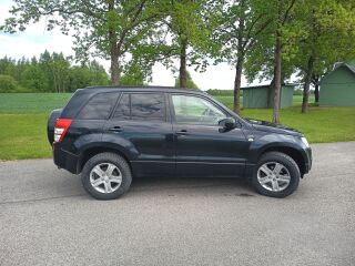 Suzuki Grand Vitara 1.9 R4 DDIS 95кВ