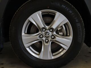 Toyota RAV4 Luxury Comfort Pakett 129kW