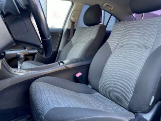 Toyota Avensis Linea Sol 1.8 108kW