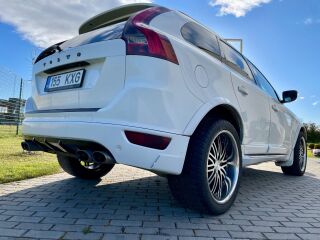 Volvo XC60 R-Design 2.4 D5 TDI 158kW
