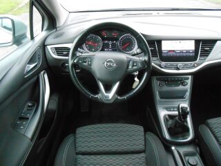 Opel Astra Sports Tourer 1.6 81kW