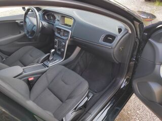 Volvo V40 FACELIFT LINJE BUSINESS EURO6 2.0 D2 88кВ