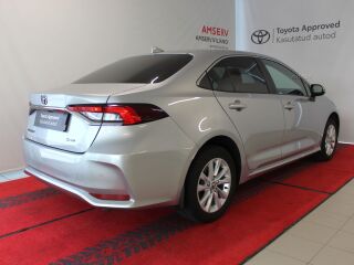 Toyota Corolla Active Hybrid 1.8 72kW