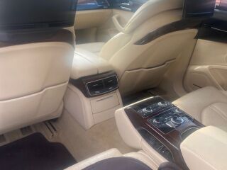 Audi A8 Long 4.2 V8 FSI 273kW