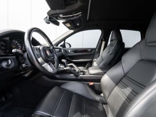 Porsche Cayenne Platinum Edition Sport Chrono MY23 340kW