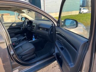 Mitsubishi Outlander 2.3 110kW