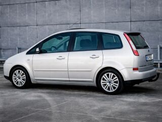 Ford Focus C-Max Ghia 1.6 80кВ