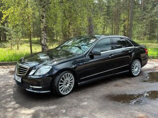 Mercedes-Benz E 500 AMG 5.5 V8 285kW