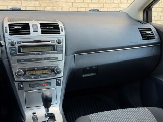 Toyota Avensis Linea Sol Style 2.0 Valvematic 112кВ