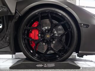 Lamborghini Revuelto HPEV 6.5 V12 607кВ